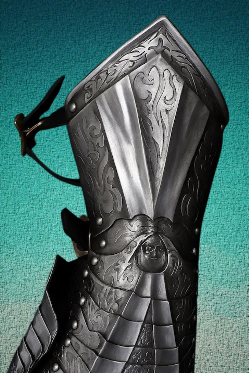 Medieval Silver Gauntlets – Ornate Fantasy Hand Armor for LARP, Cosplay & Collectors